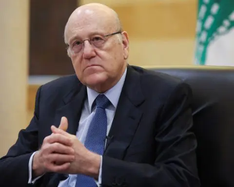 Lebanon PM calls for pressure on Israel to stop attacking south after UN vote