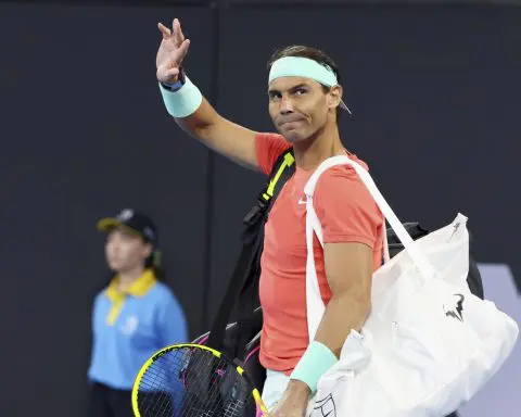 Rafael Nadal shows no sign of problems with injured hip in exhibition loss to Carlos Alcaraz