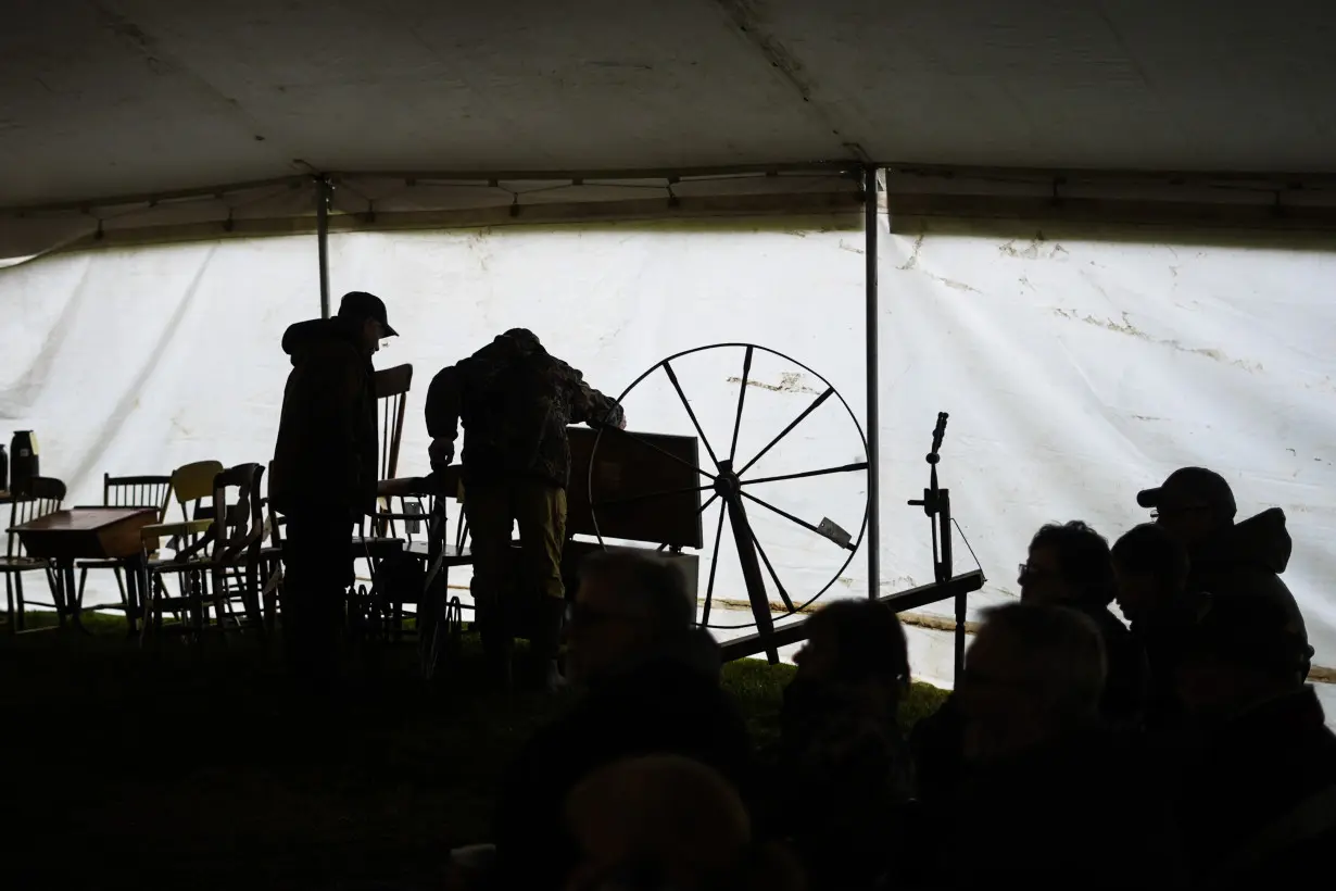 Mud Sales Amish