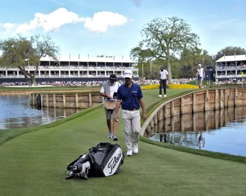 Xander Schauffele overcomes a 4-shot deficit to take the lead at The Players Championship