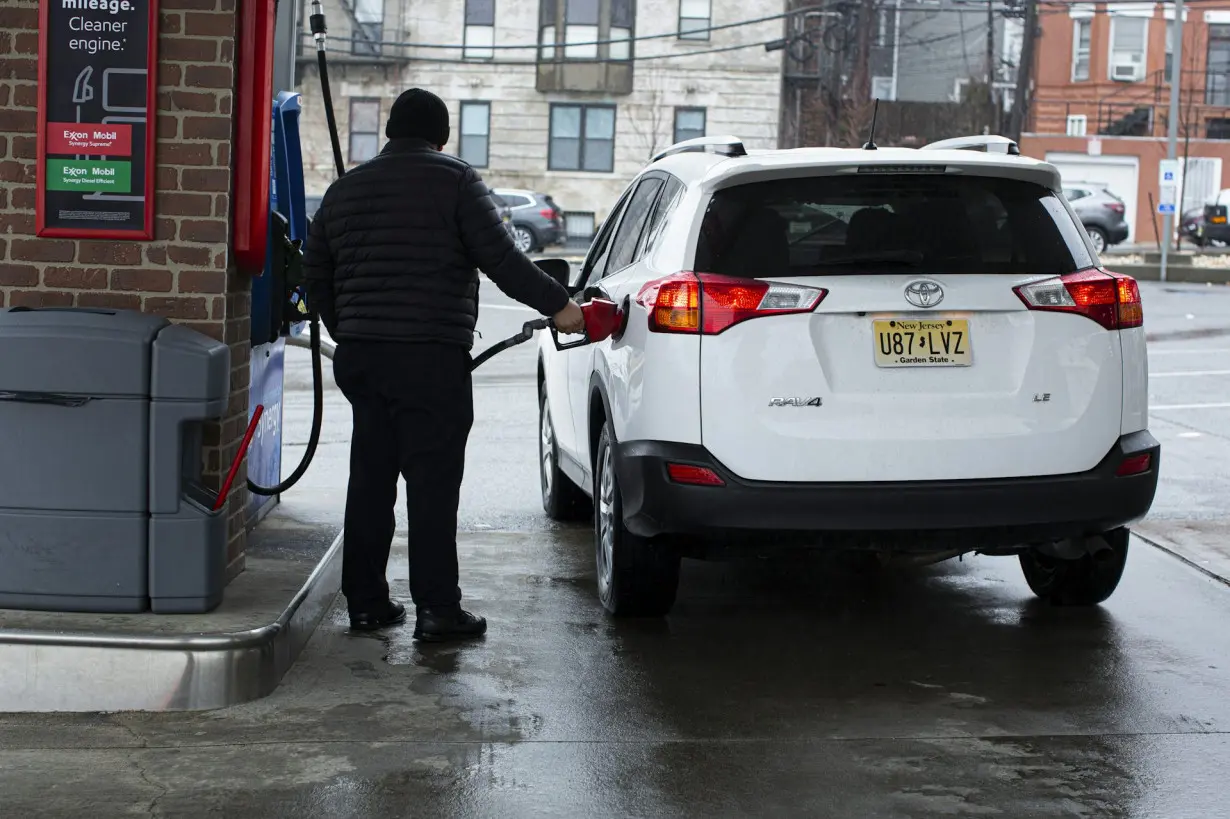 LA Post: Why Jersey girls − and guys − still don’t pump their own gas