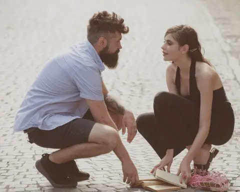 The crucial difference between being nice and kind, according to psychologists