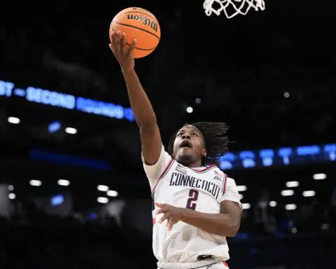 Top seed UConn steamrolls into Sweet 16 with 75-58 win over Northwestern in East Region