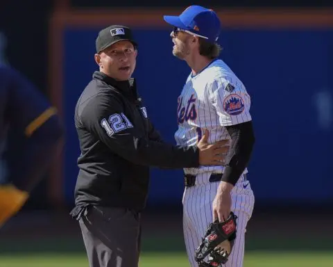 McNeil and Hoskins get heated after hard slide in Brewers-Mets opener