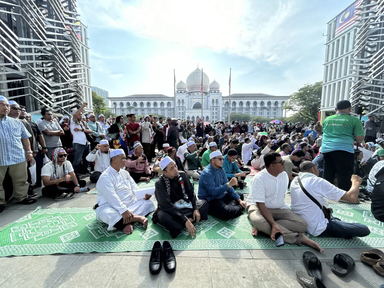 LA Post: Malaysia's top court invalidates Sharia state laws, provoking Islamist backlash