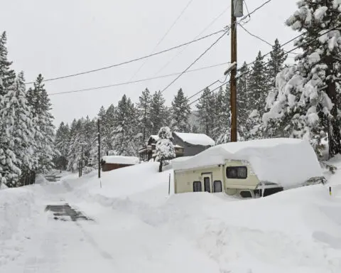 More mountain snow expected even as powerful blizzard moves out of Northern California