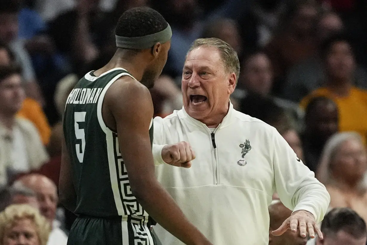 North Carolina beats Tom Izzo, Michigan State in March Madness again to reach Sweet 16