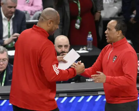 Louisville coach Kenny Payne to be fired after going 12-52 in two seasons, AP source says