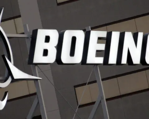 Federal safety officials say Boeing fails to meet quality-control standards in manufacturing