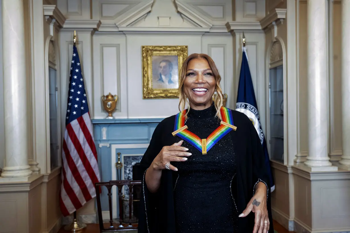 Kennedy Center Honors fetes new inductees, including Queen Latifah, Billy Crystal and Dionne Warwick