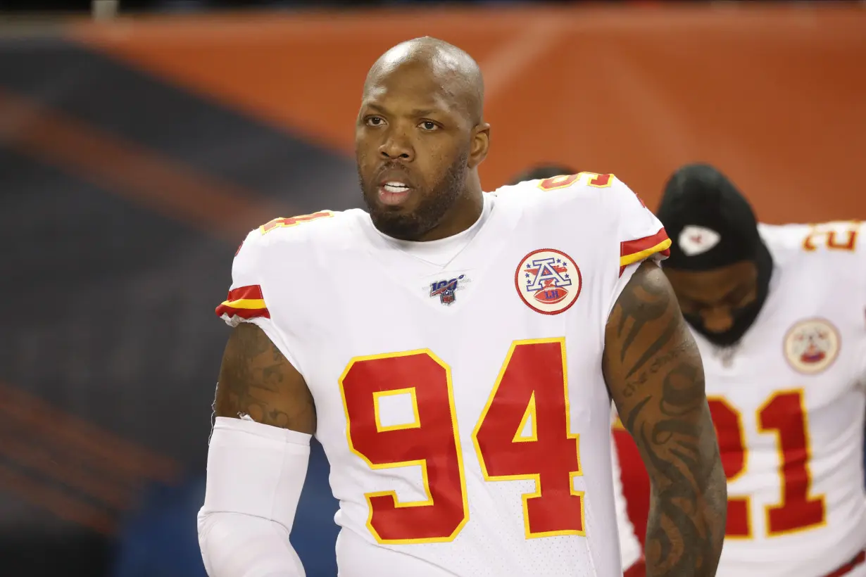 LA Post: Former NFL linebacker Terrell Suggs faces charges from Starbucks drive-thru incident