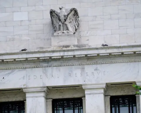 Inflation-wary US rate options market cautiously prices for 2024 Fed hike