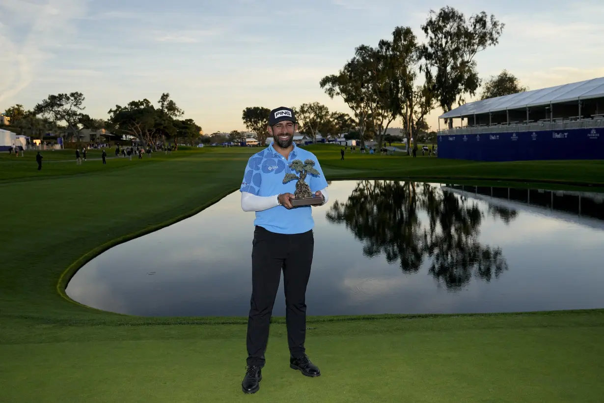 Farmers Insurance Open Golf