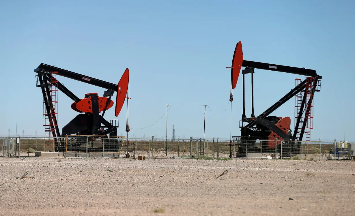 LA Post: Oil settles lower as U.S. business activity cools, concerns over Middle East ease