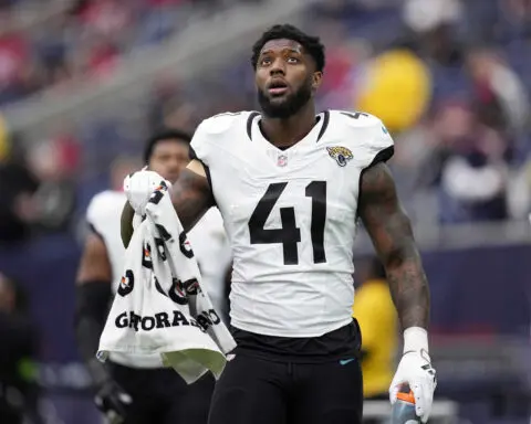 Standout pass rusher Josh Allen and the Jaguars agree to a 5-year, $150M contract, AP source says