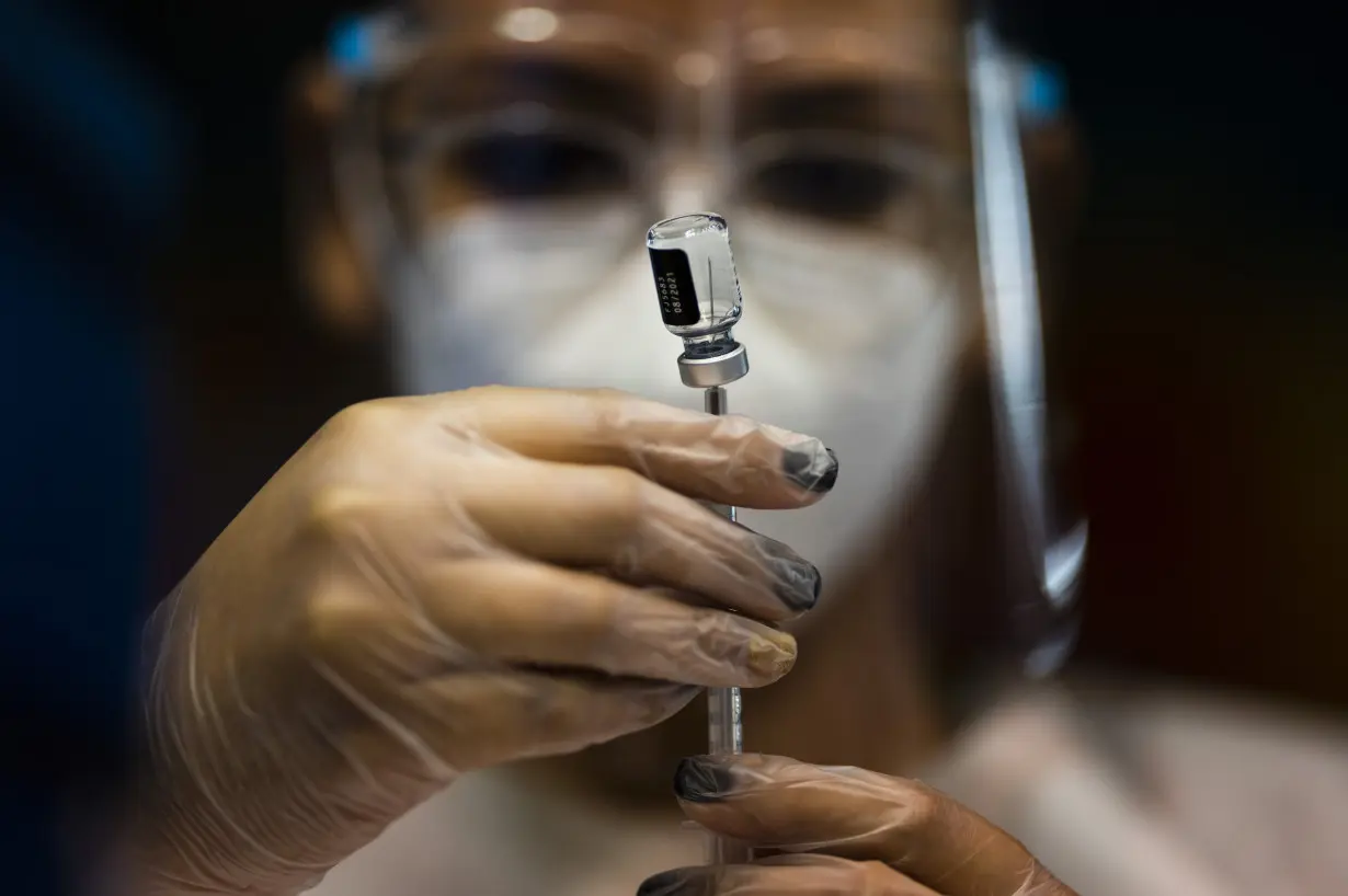 LA Post: Puerto Rico is entangled in a heated public health debate over vaccines and masks