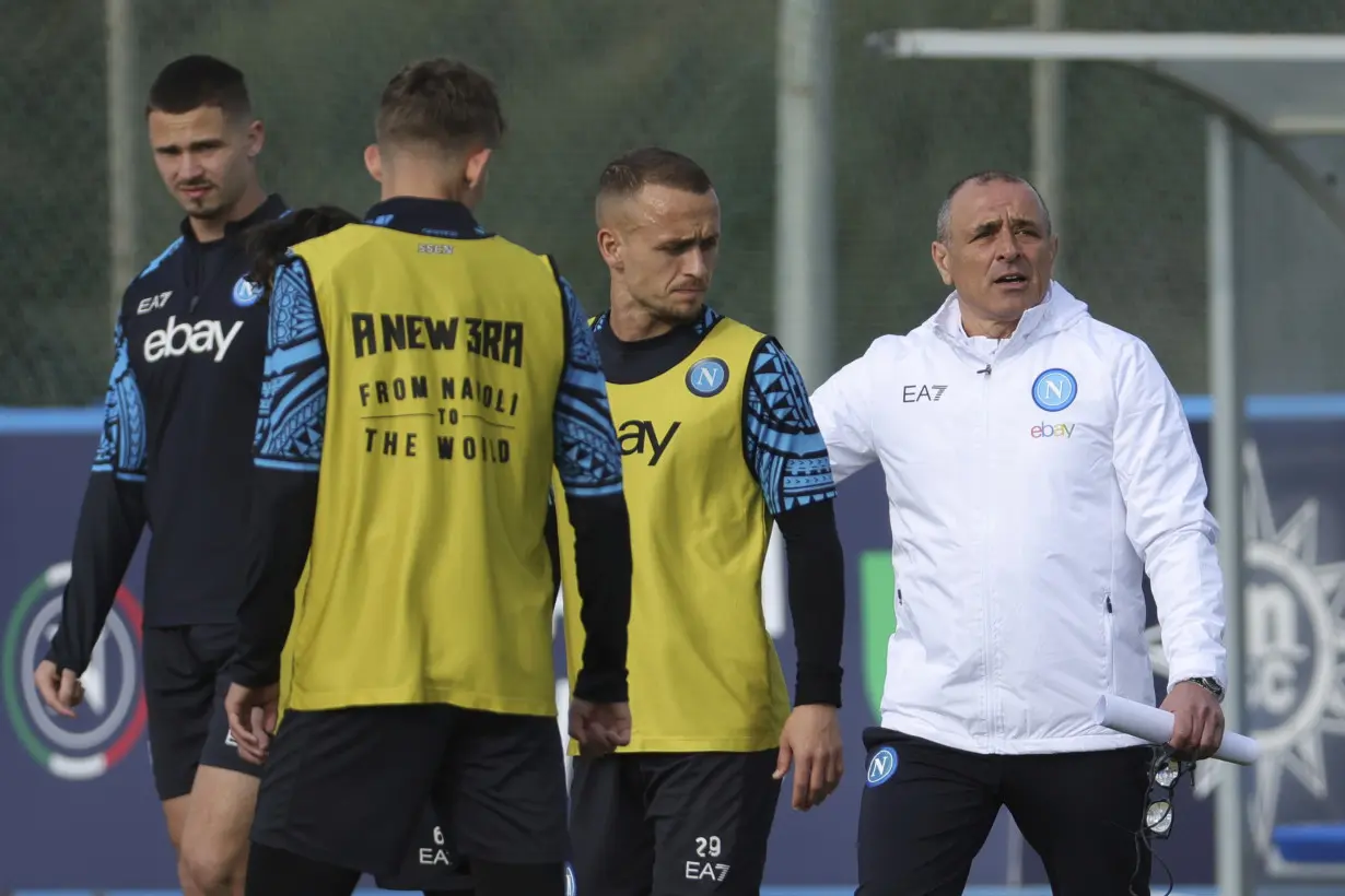 An impossible task? Calzona takes over Napoli 48 hours before facing Barca in Champions League