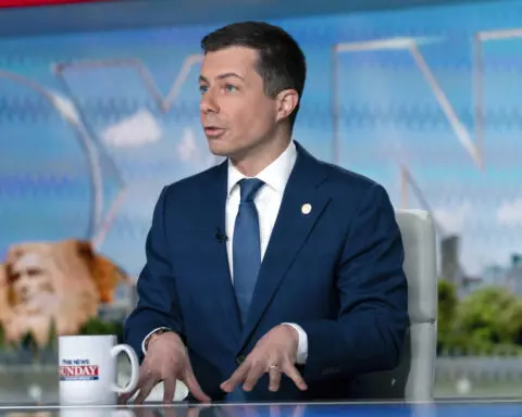 Pressure on Boeing grows as Buttigieg says the company needs to cooperate with investigations