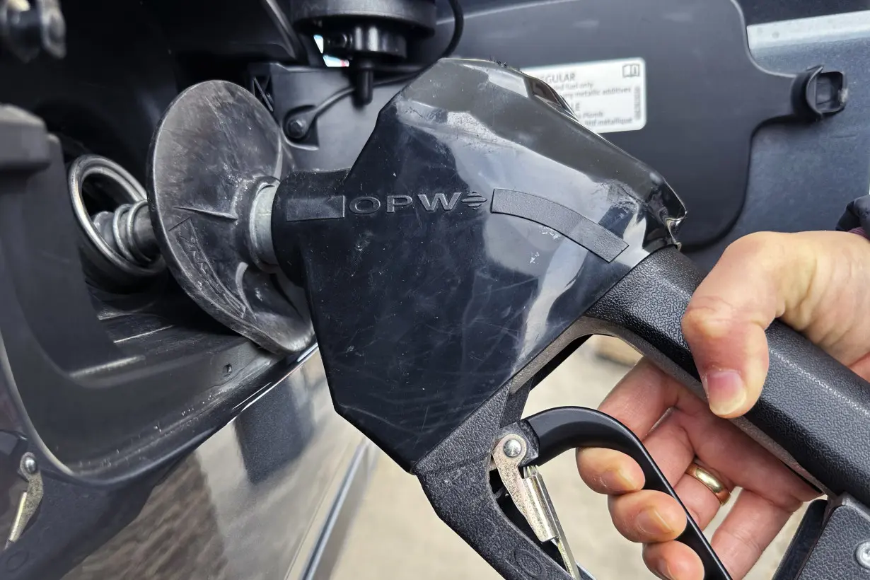 LA Post: Double-swiping the rewards card led to free gas for months -- and a felony theft charge