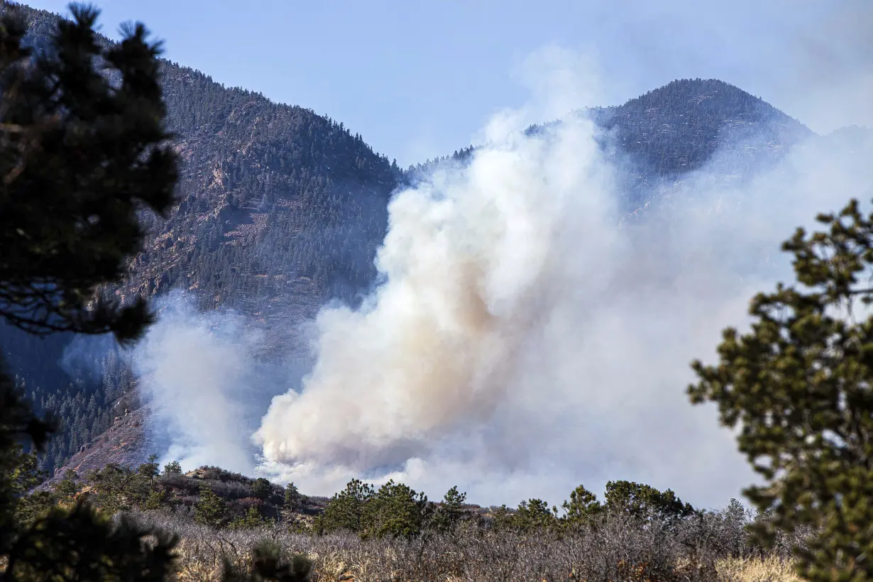 Warm weather brings brings a taste of spring to central and western United States