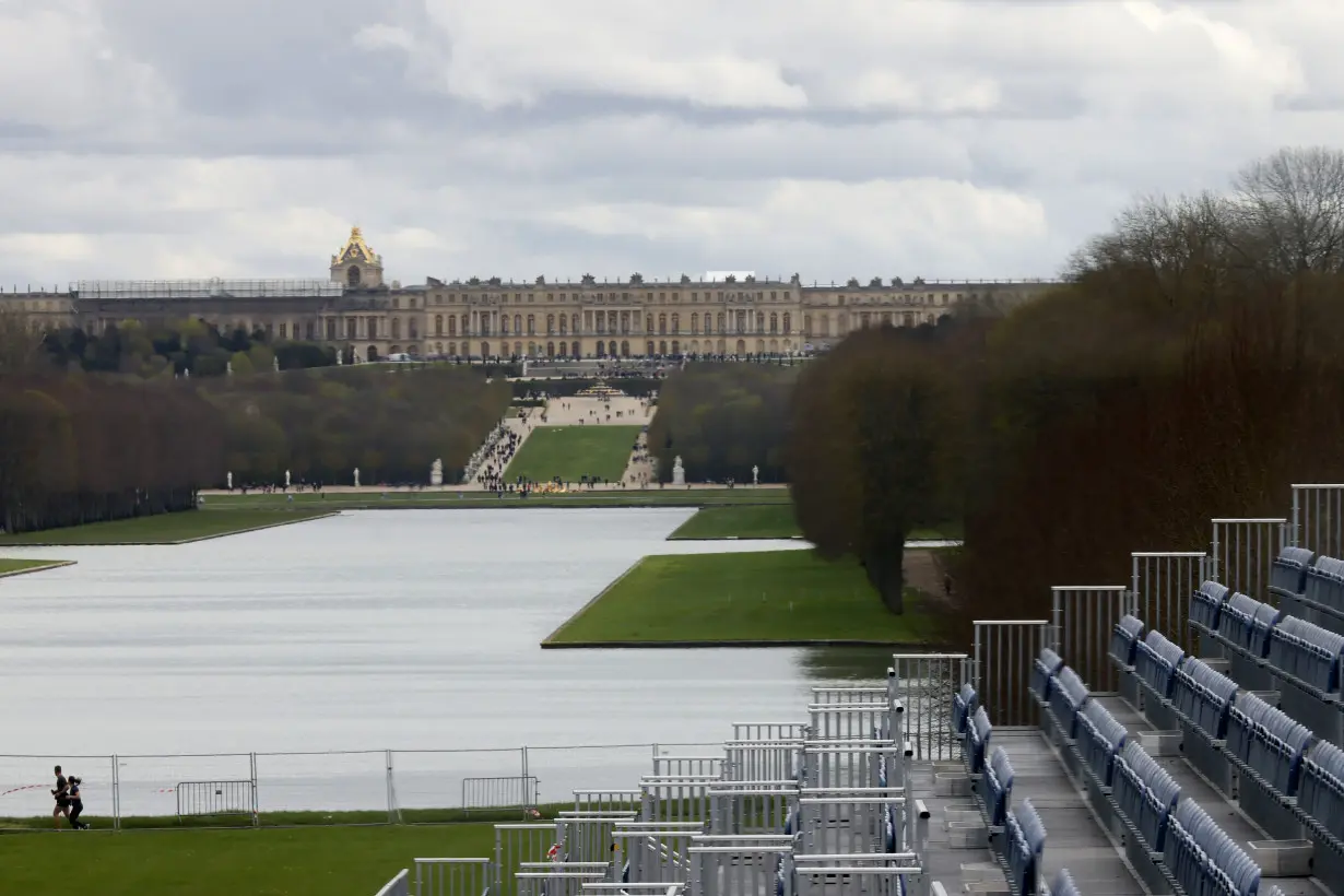 Security and transportation issues overshadow grandiose opening ceremony heading into Paris Games