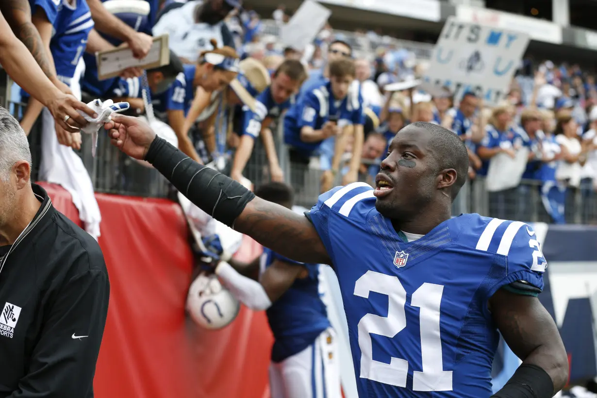 Vontae Davis Death Football