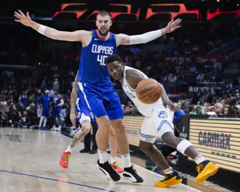 Towns, Edwards help Timberwolves rally in second half for 121-100 victory over Clippers