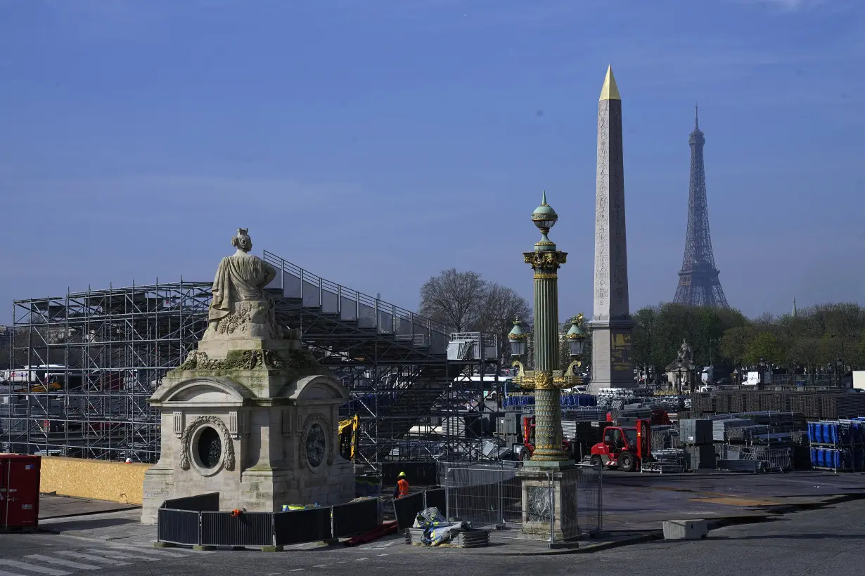 Security and transportation issues overshadow grandiose opening ceremony heading into Paris Games