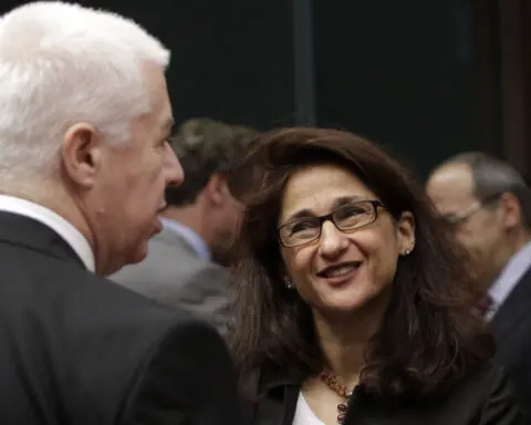 Columbia's president, no stranger to complex challenges, walks tightrope on student protests