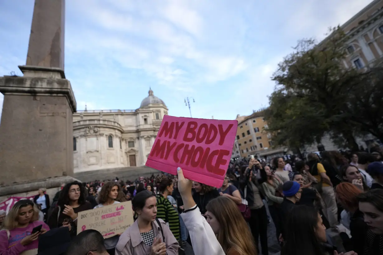 LA Post: Abortion returns to the spotlight in Italy, 46 years after it was legalized