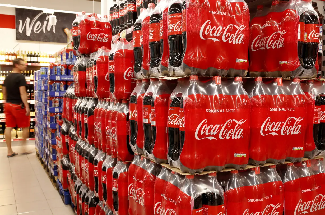 LA Post: Bottler Coca-Cola HBC beats revenue estimate on strong demand