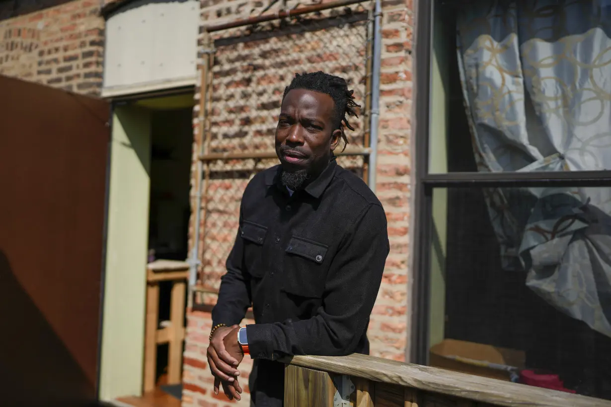 Chicago's response to migrant influx stirs longstanding frustrations among Black residents