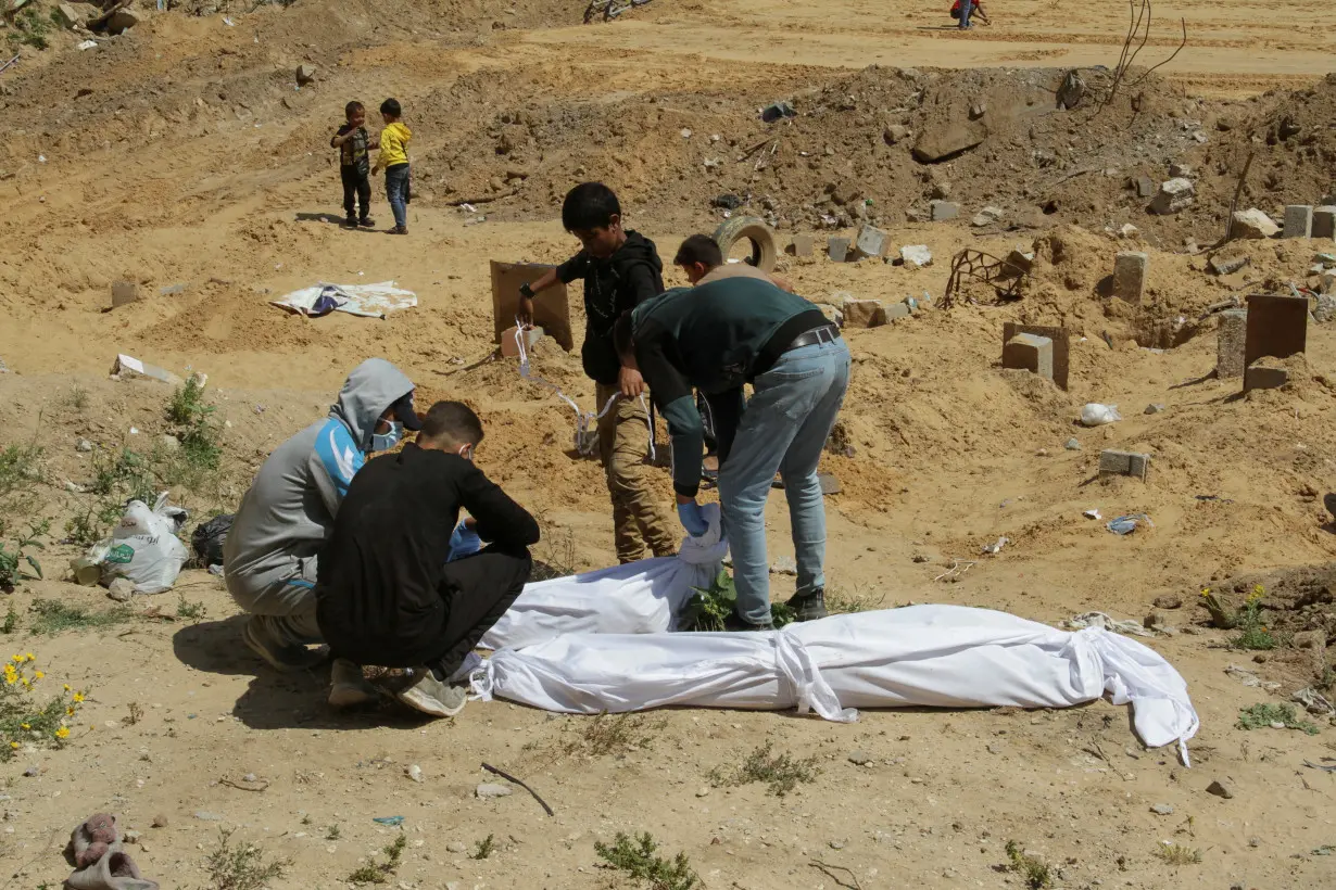 LA Post: Explainer-Mass graves in Gaza: what do we know?