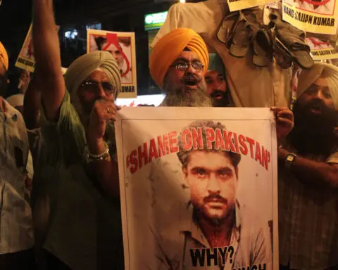 Pakistan investigating the shooting death of a suspect in the 2013 killing of an accused Indian spy