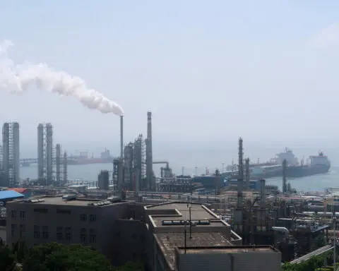 China misses air quality goals as economy takes priority, report says