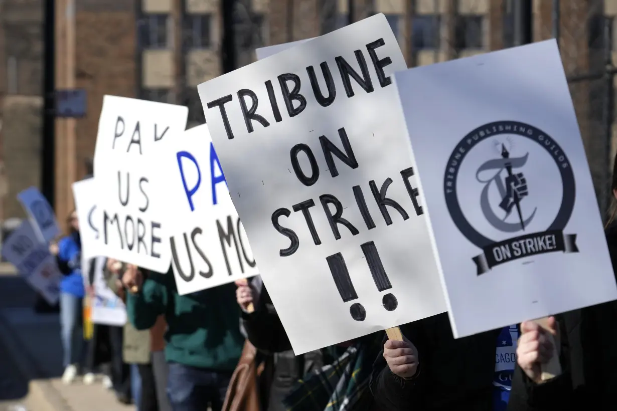 More than 200 staffers with Chicago Tribune and 6 other newsrooms begin 24-hour strike