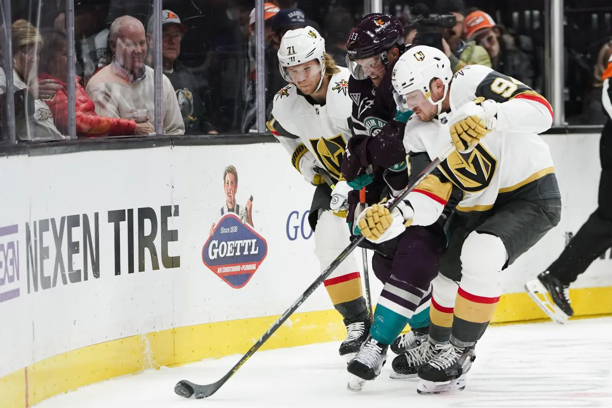 LA Post: Ducks rally for 6th straight win, snap Golden Knights' 12-game point streak with 4-2 victory