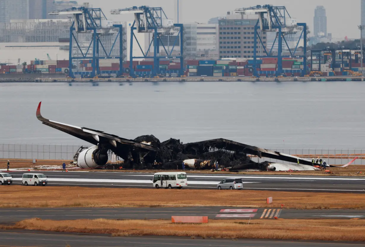 Analysis-Japan crash marks test of how new carbon jets cope in a disaster