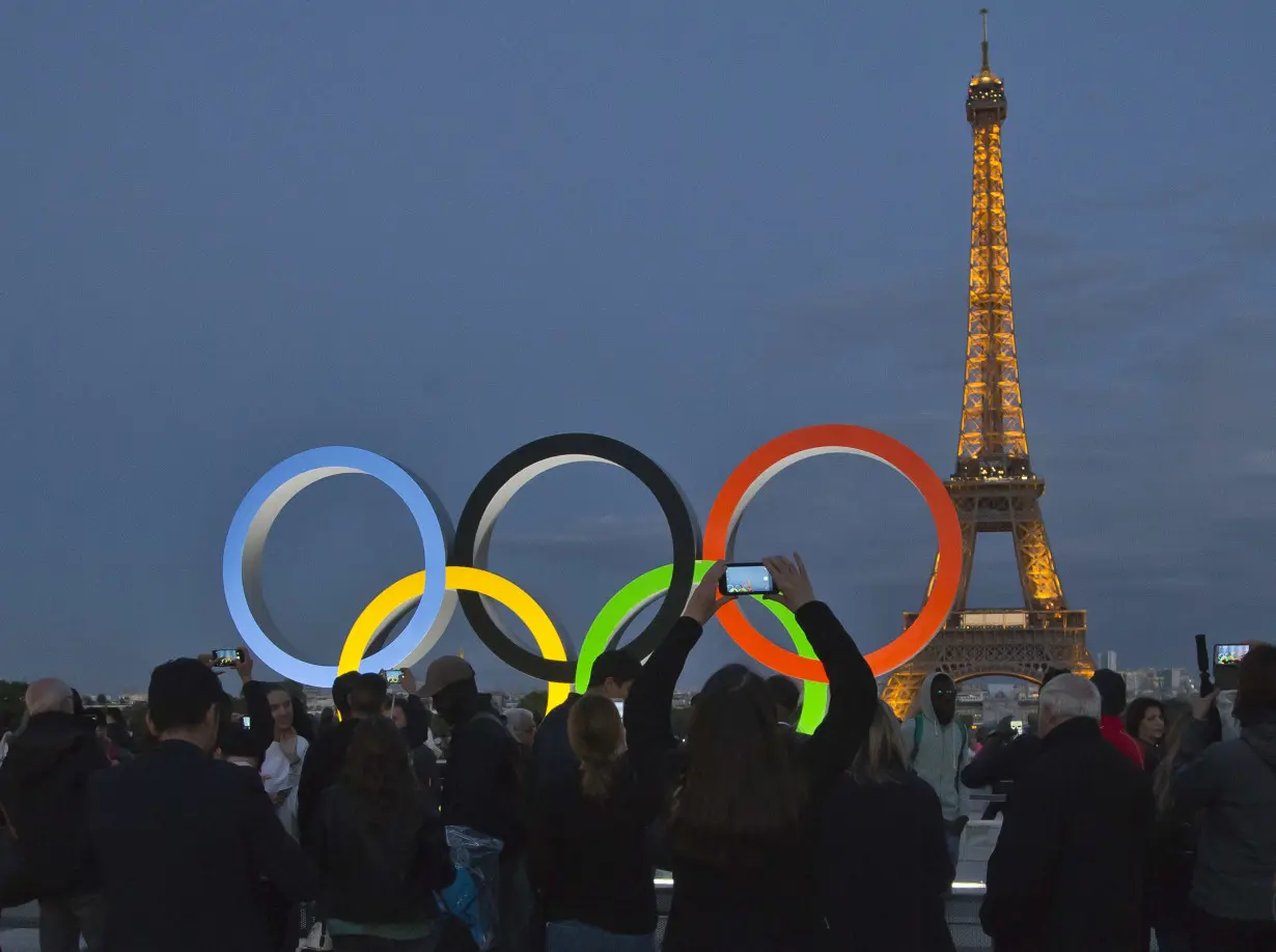 Security and transportation issues overshadow grandiose opening ceremony heading into Paris Games