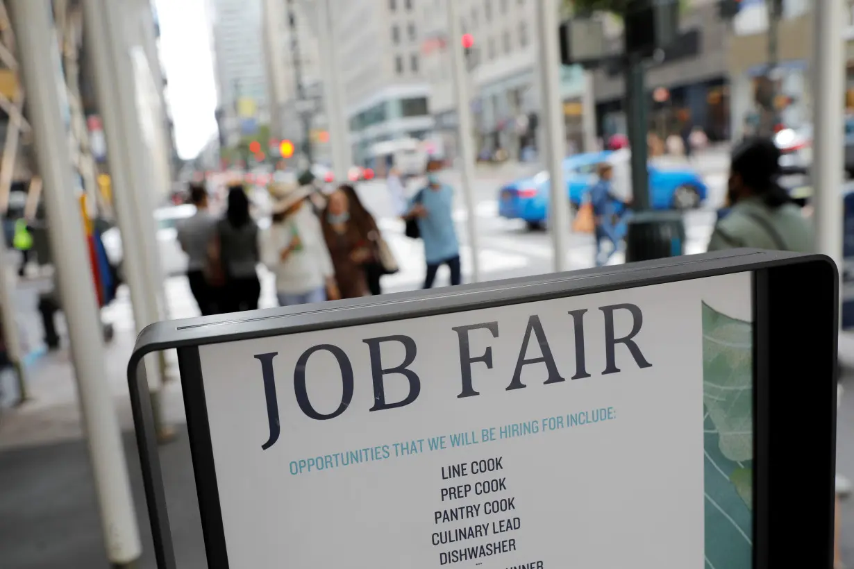 LA Post: US weekly jobless claims unexpectedly fall