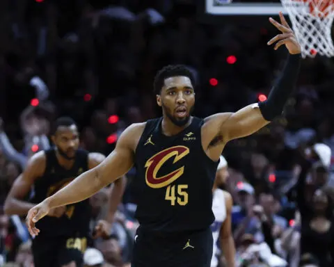 Mitchell scores 28, Mobley has huge block as Cavaliers hold off Banchero, Magic 104-103 in Game 5