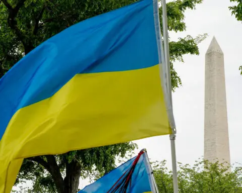 US aid to Ukraine moves closer to possible passage