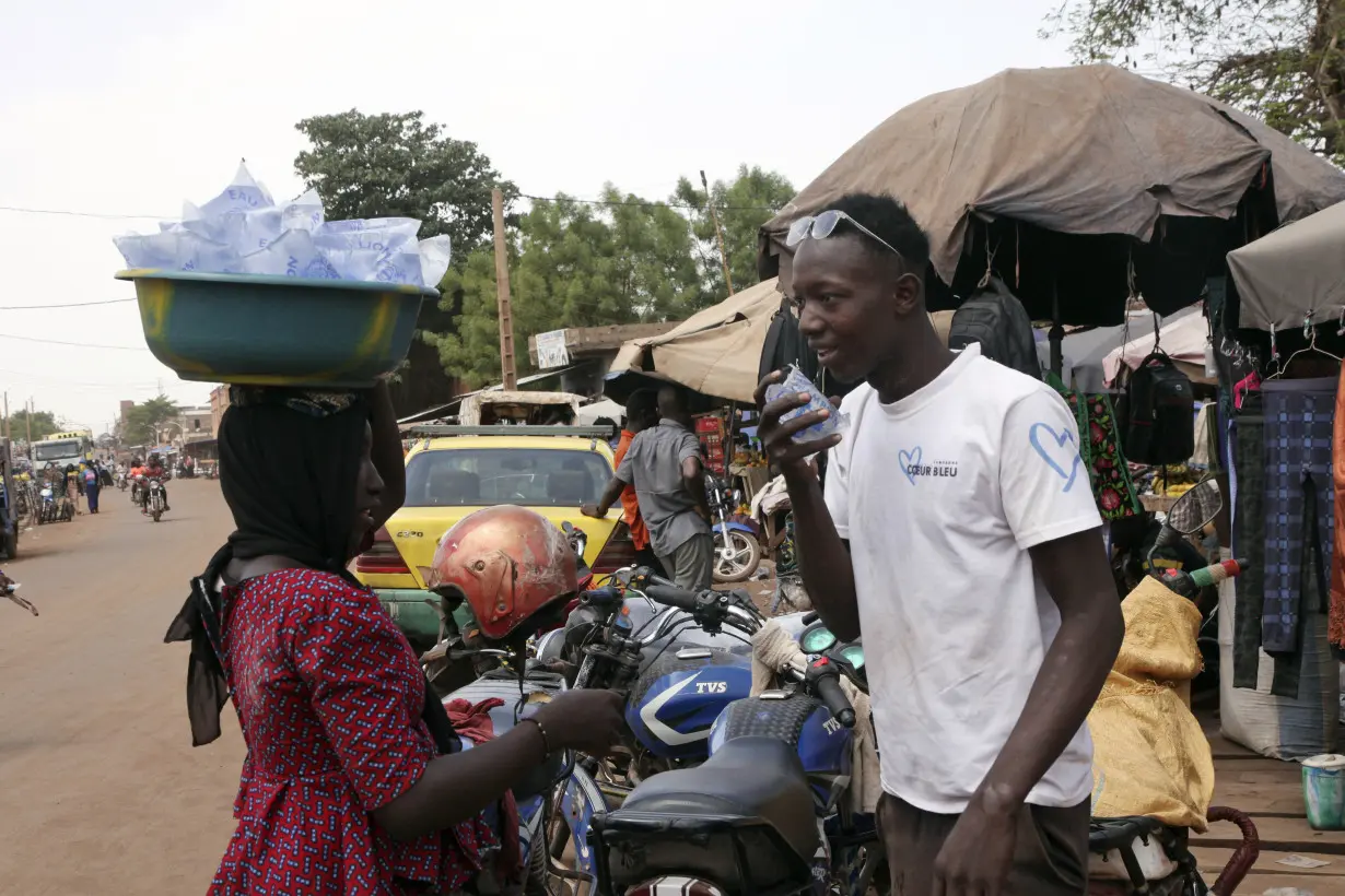 Laborers and street vendors in Mali find no respite as deadly heat wave surges through West Africa