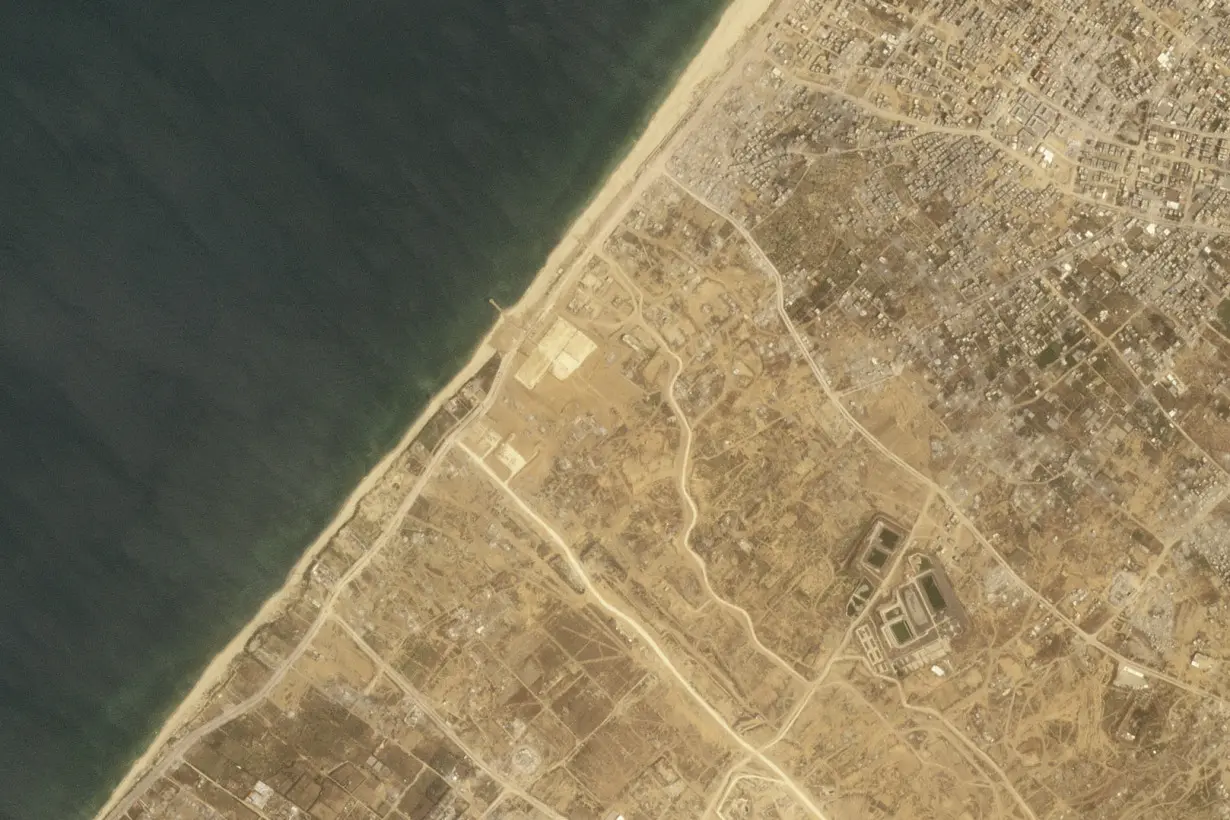 LA Post: Satellite photos show new port construction in Gaza Strip for US-led aid operation