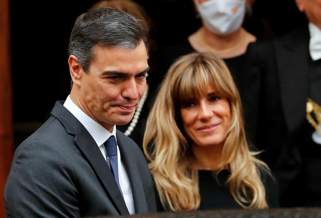 FILE PHOTO: Pope Francis meets Spanish Prime Minister Pedro Sanchez at the Vatican