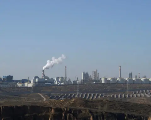China, US to hold climate meetings in Washington in May