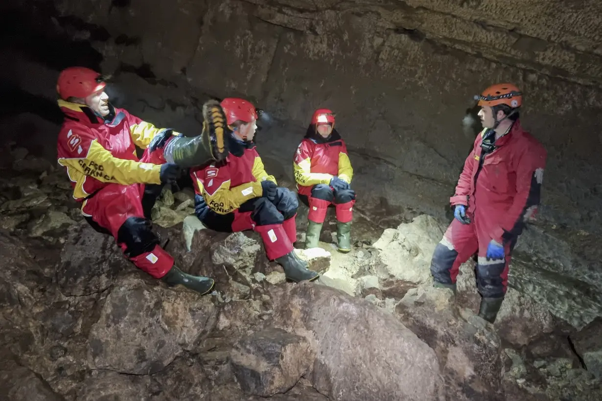 Slovenia Cave Trapped