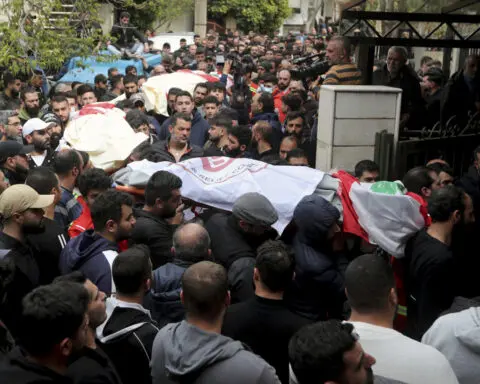 7 Lebanese and an Israeli killed in an exchange of fire along the Lebanon-Israel border
