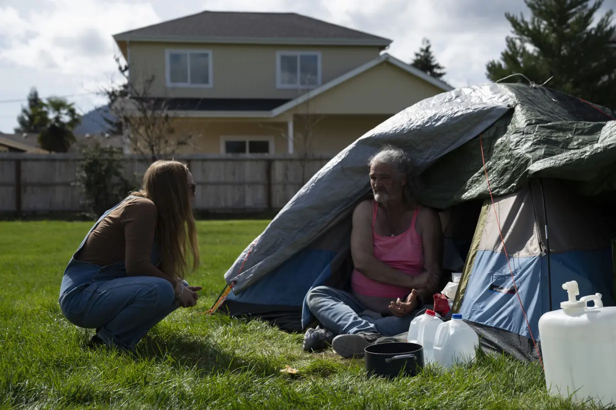 Can homeless people be fined for sleeping outside? A rural Oregon city asks the US Supreme Court