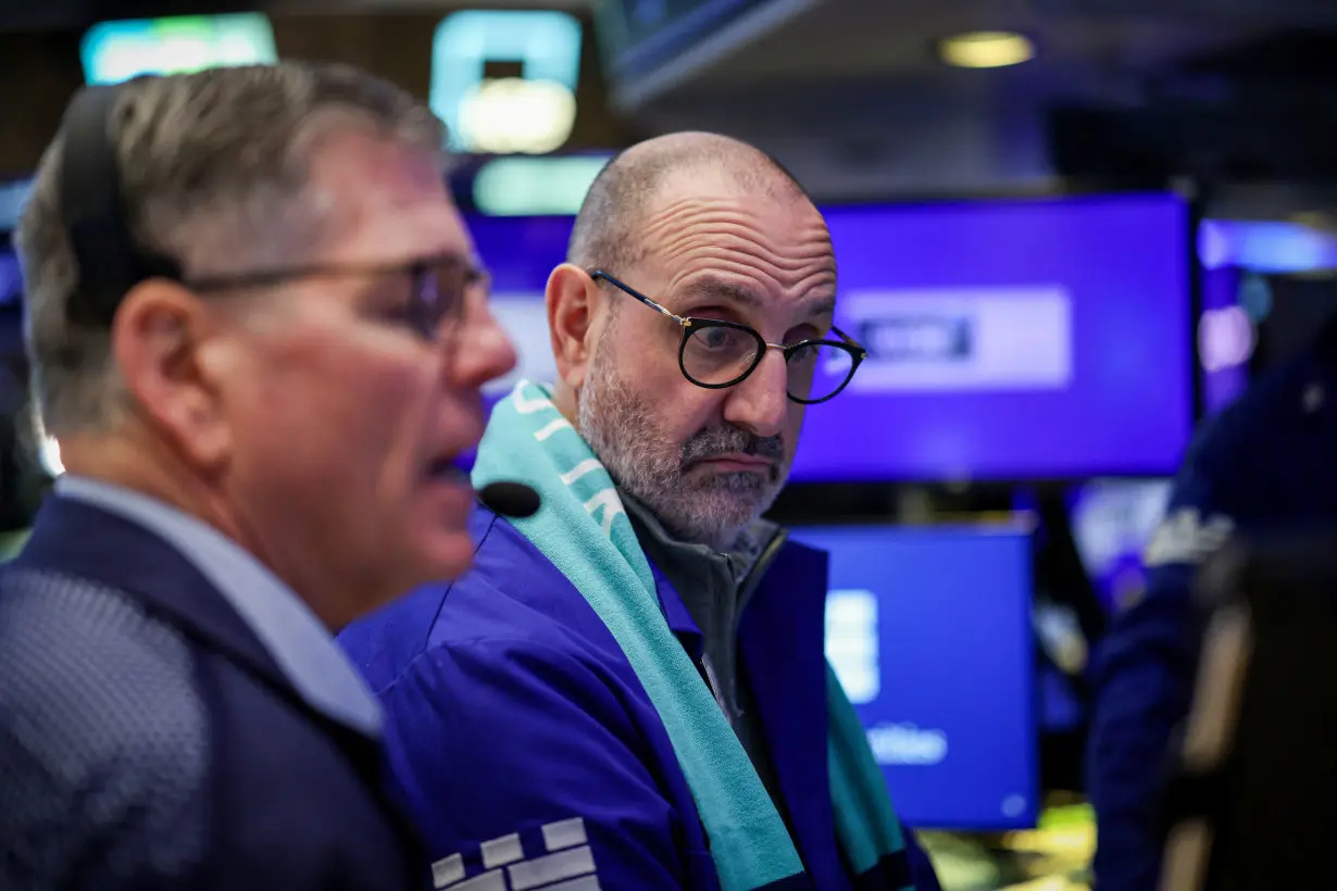 LA Post: Wall Street shares close up as megacap tech stocks rally